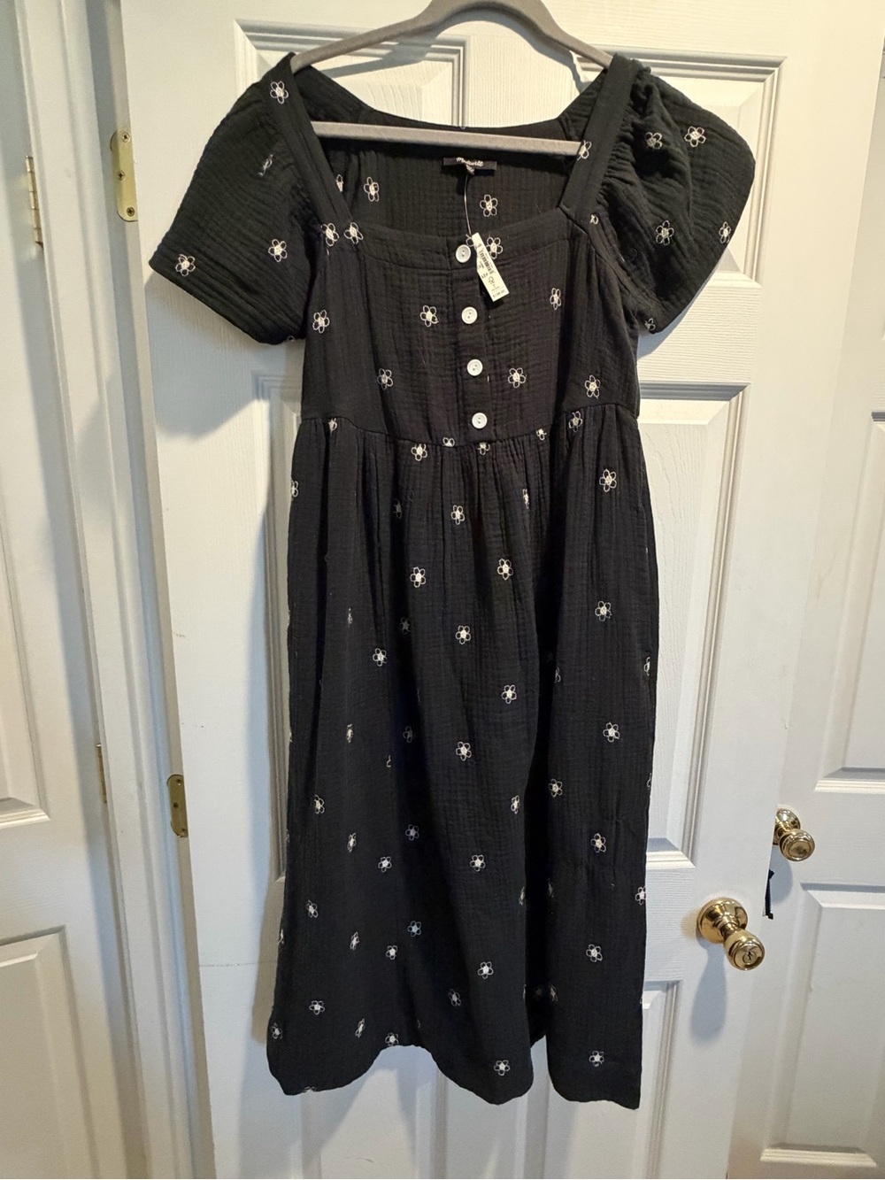 Madewell Black Embroidered Puff-Sleeve Midi Dress